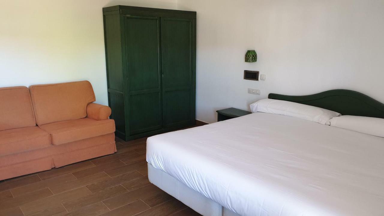 Sabinanigo Camp & Hotel Esterno foto